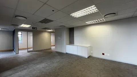 82 Grayston Drive in Sandton has a 489m² 4th Floor Office Space Available To Let (48)
